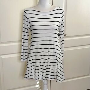 Altar'd State women's small black and white striped long sleeve lined top